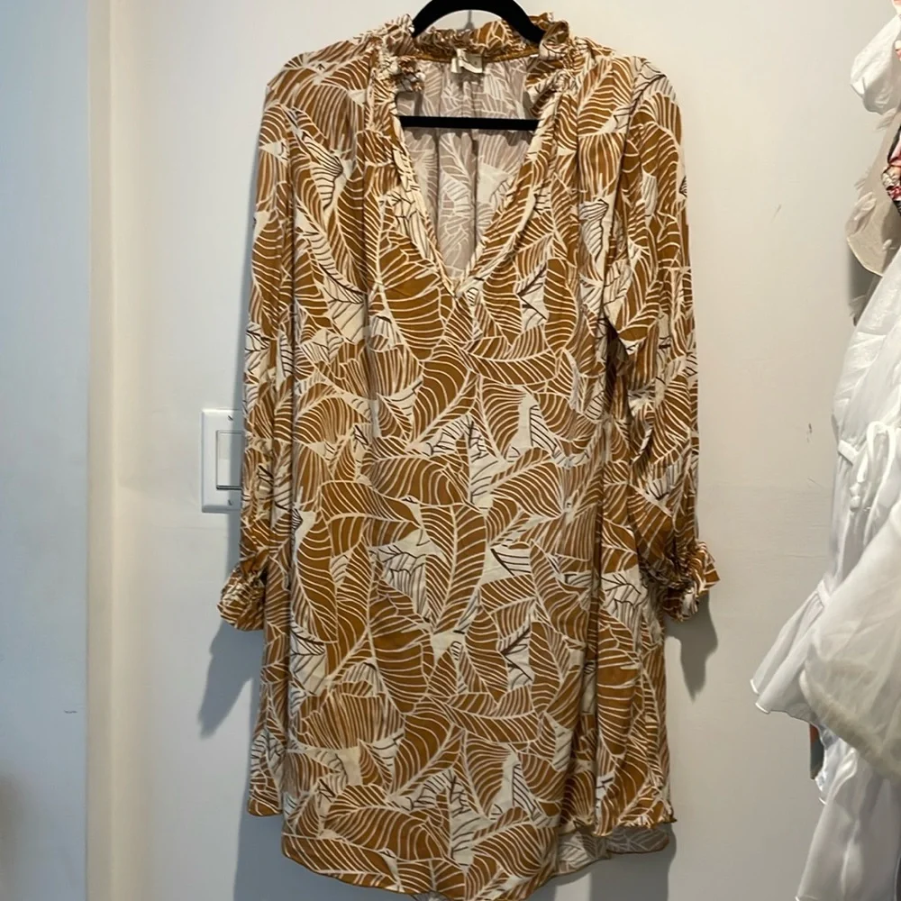 Dress - Picture 1 of 5